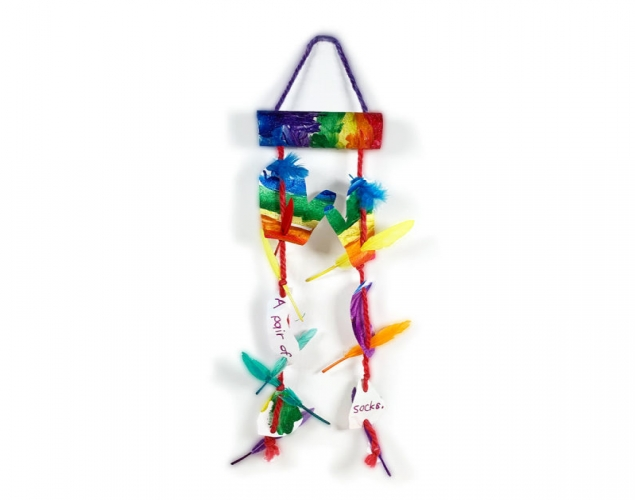 COLOURFUL HANGING PAIRS – Colour, Shape, Texture